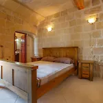 5 Bedroom With Private Pool