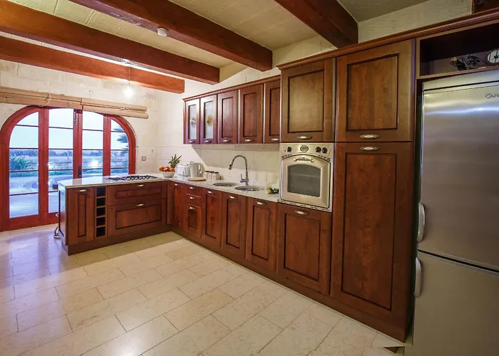 Case de vacanță 5 Bedroom With Private Pool